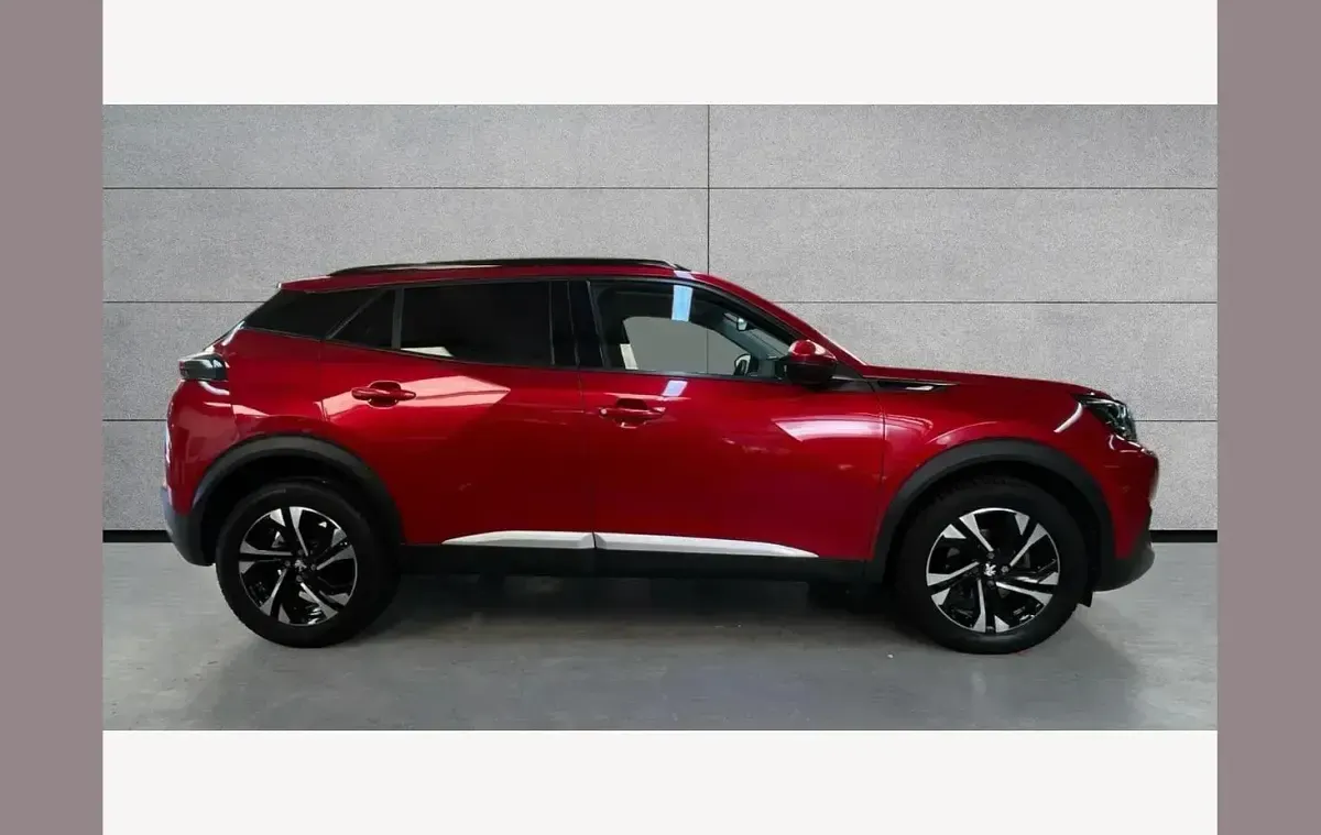 Used Peugeot 2008 Allure Premium 100 HP (73 kW) 2021 Red SUV