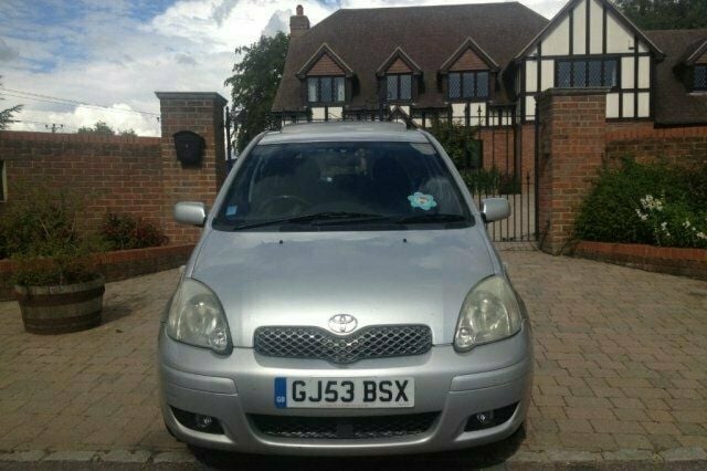 Used Toyota Yaris 2003 Hatchback