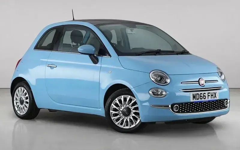 Used Fiat 500 Lounge 69 HP (50 kW) 2019 Hatchback