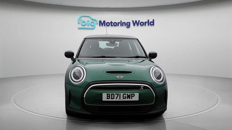 Used Mini Cooper SE Hatch 133 kW (181 HP) 2021 Hatchback
