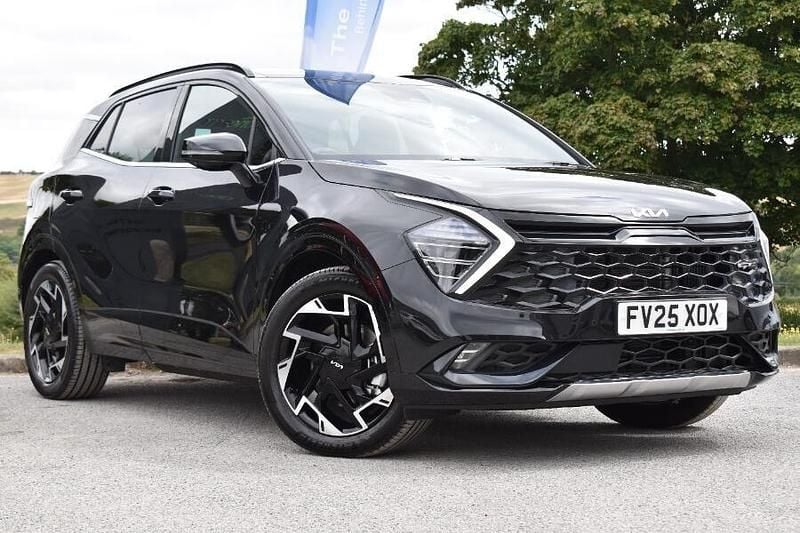 Black Used 2025 Kia Sportage 2 SUV | £35,499 (A bit pricey) - Image 1/3