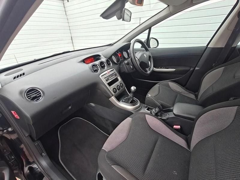 Used Peugeot 308 Sportium 120 HP (88 kW) 2010 Black Hatchback