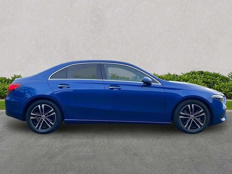 Used Mercedes A200 Executive 150 HP (110 kW) 2024 Blue Sedan