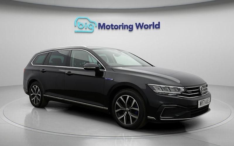 Used VW Passat GTE 218 HP (160 kW) 2023 Estate