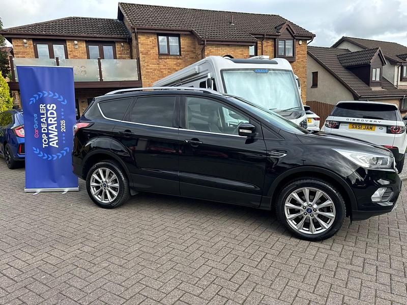 Used Ford Kuga Titanium 150 HP (110 kW) 2019 Black SUV