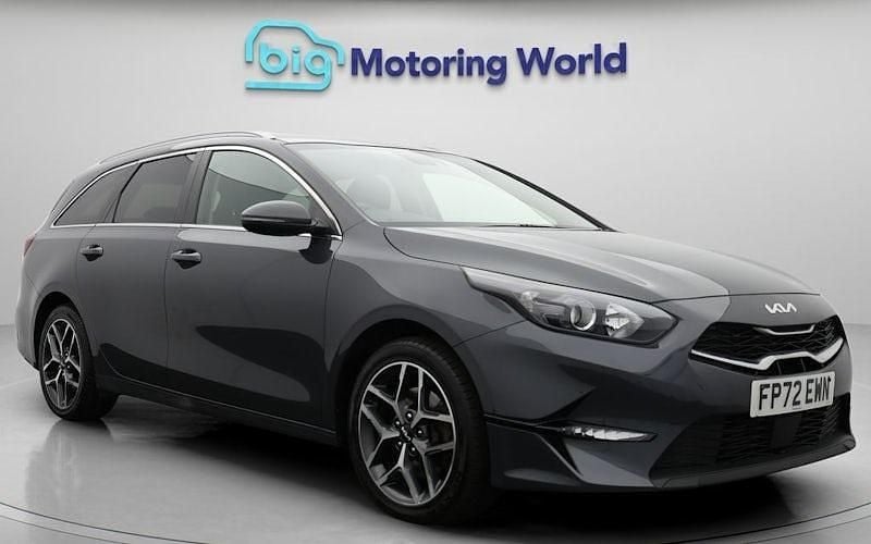 Used 2021 Kia Ceed Sportswagon 2 Estate | £16,900 (A bit pricey) - Image 1/4