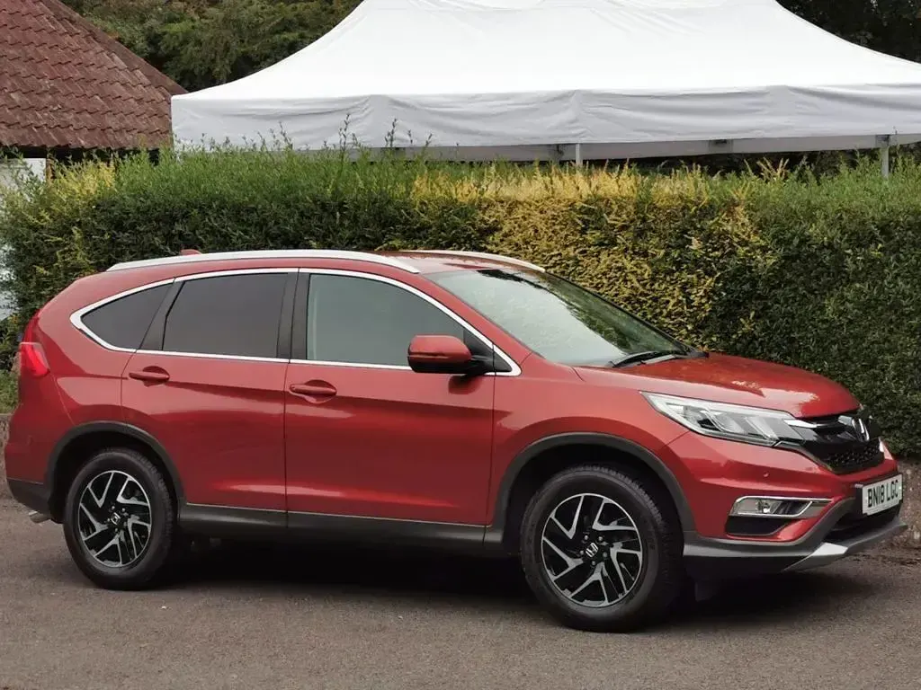 Used Honda CR-V SE Plus 155 HP (114 kW) 2018 Red SUV