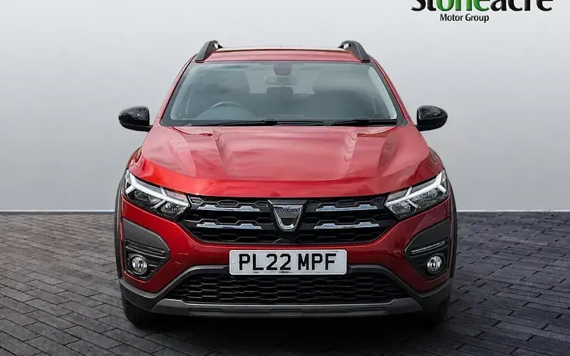 Used Dacia Jogger Extreme 110 HP (80 kW) 2022 Brown MPV