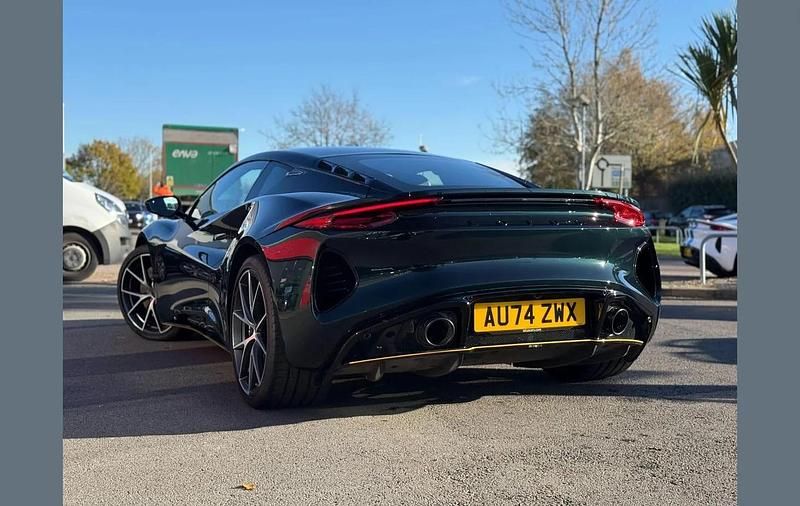 Used Lotus Emira 361 HP (265 kW) 2024 Yellow Coupe