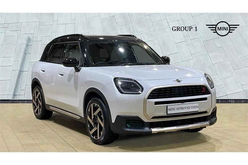 White Used 2024 Mini Countryman Exclusive SUV | £34,395 (Fair price) - Image 1/4