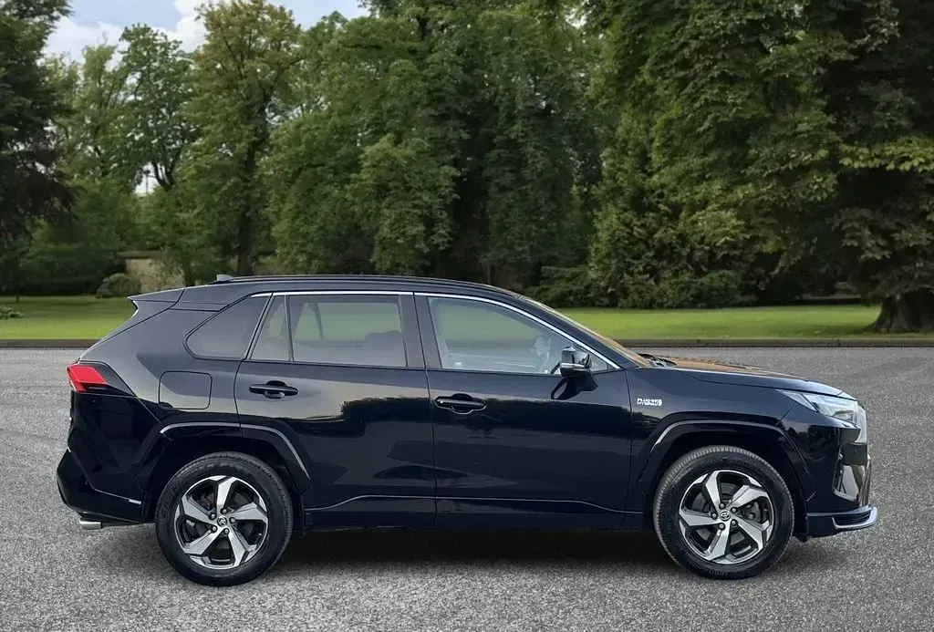 Used Toyota RAV4 Design 218 HP (160 kW) 2022 Black SUV
