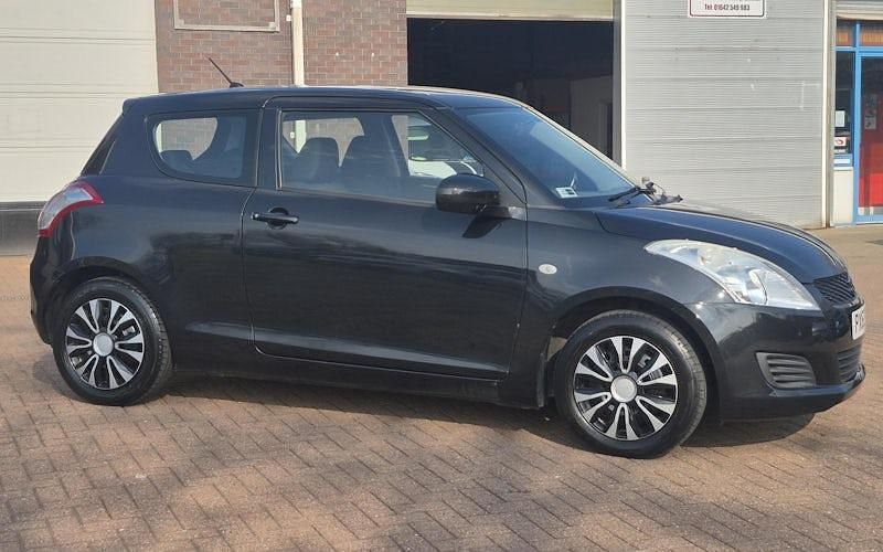 Used Suzuki Swift 94 HP (69 kW) 2016 Hatchback