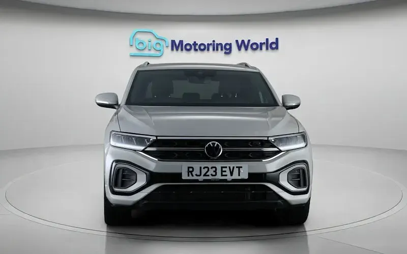Used VW T-Roc R-line 150 HP (110 kW) 2025 SUV