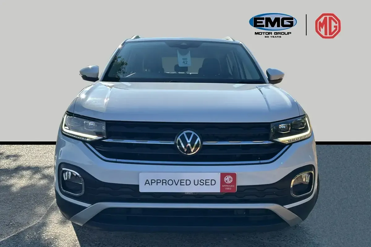 Used VW T-Cross SEL 110 HP (80 kW) 2021 White SUV