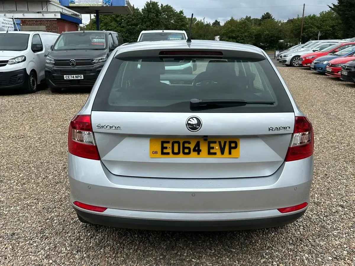 Used Skoda Rapid Elegance 2014 Silver Hatchback