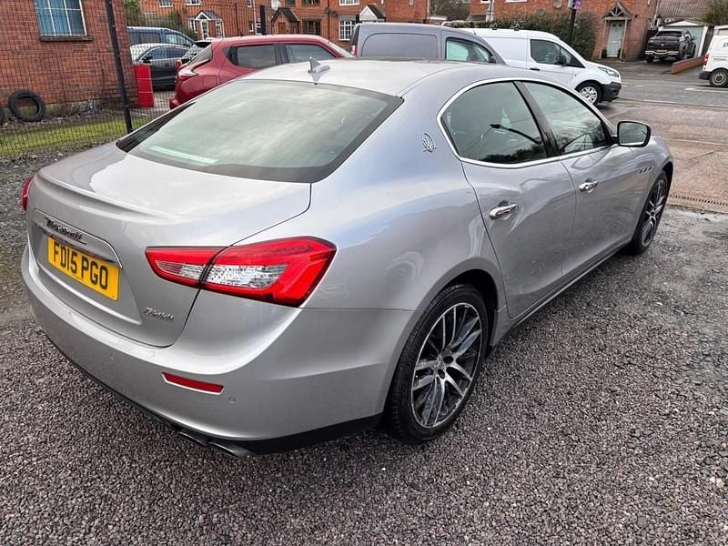 Used Maserati Ghibli 275 HP (202 kW) 2015 Grey Sedan