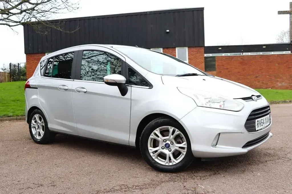 Used Ford B-MAX Zetec 88 HP (64 kW) 2014 Silver MPV