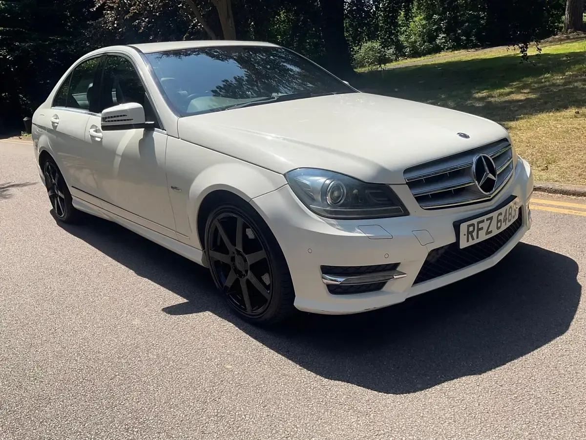 Used Mercedes C220 2012 White Sedan