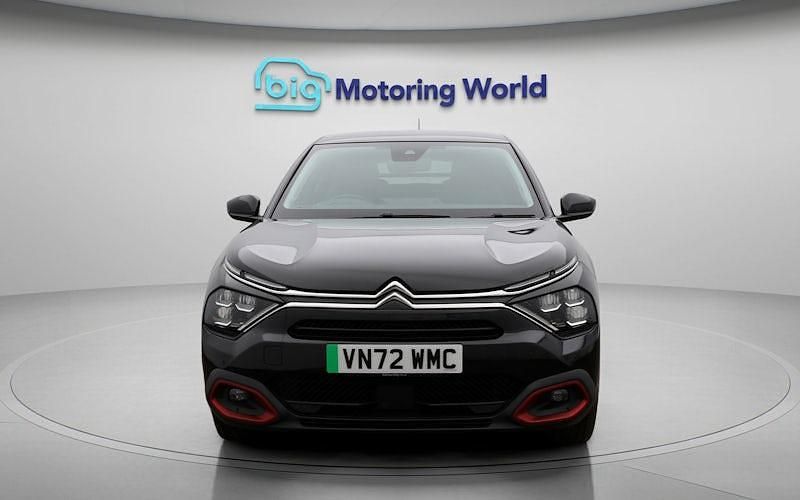 Used Citroën e-C4 Shine 100 kW (136 HP) 2022 Black Hatchback