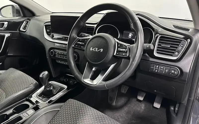 Used Kia XCeed 160 HP (117 kW) 2022 Grey SUV