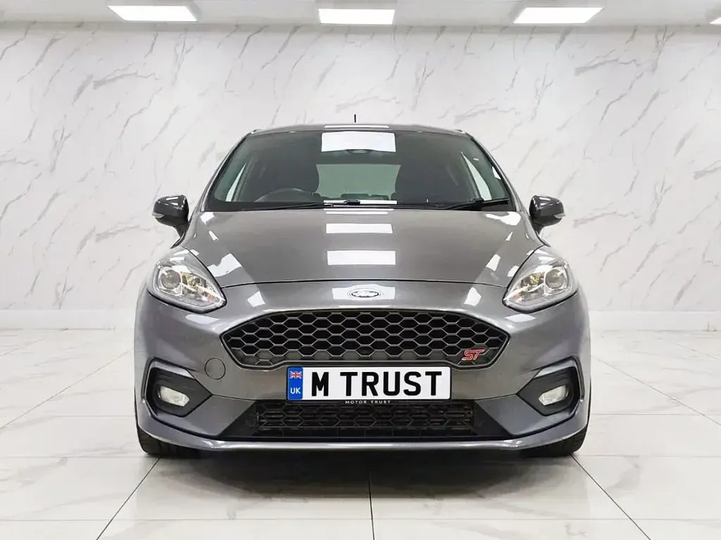 Used Ford Fiesta ST 200 HP (147 kW) 2018 Grey Hatchback