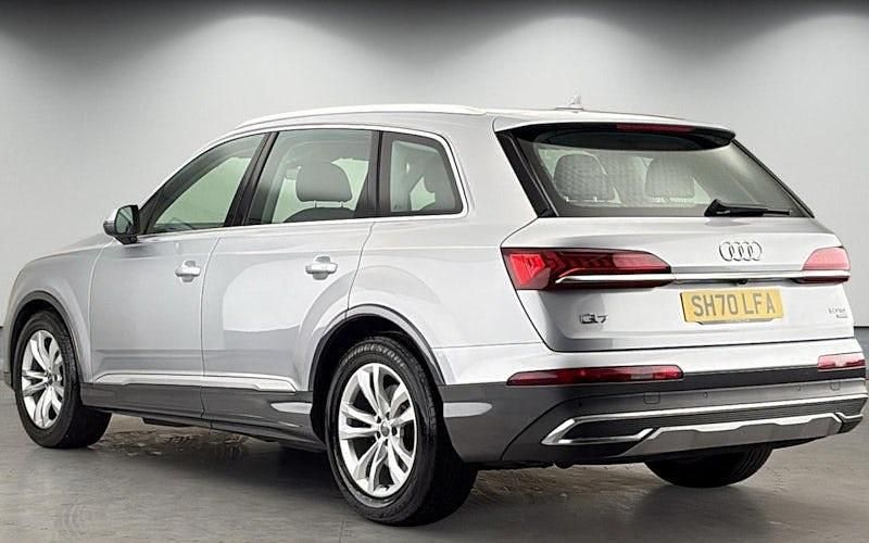 Usado Audi Q7 Sport 286 HP (210 kW) 2023 SUV