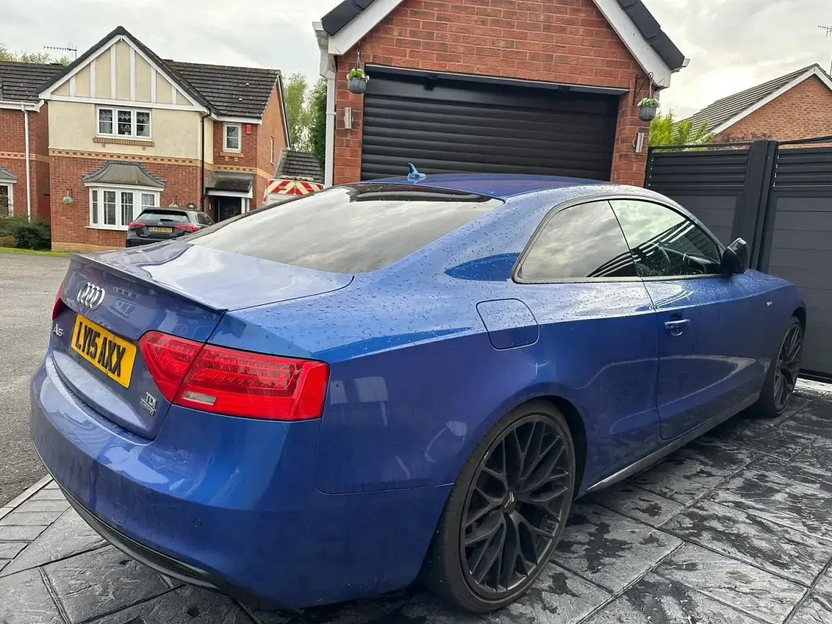 Used Audi A5 Black Edition 177 HP (130 kW) 2015 Blue Coupe