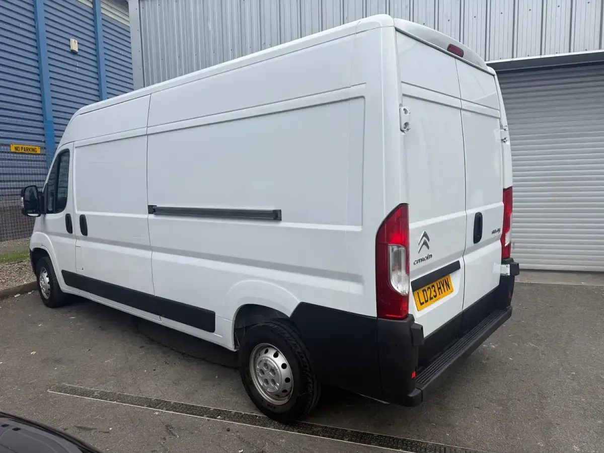 Used Citroën Relay 140 HP (102 kW) 2023 White Van