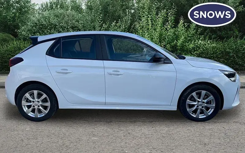 Used Vauxhall Corsa Design Edition 101 HP (74 kW) 2023 White Hatchback