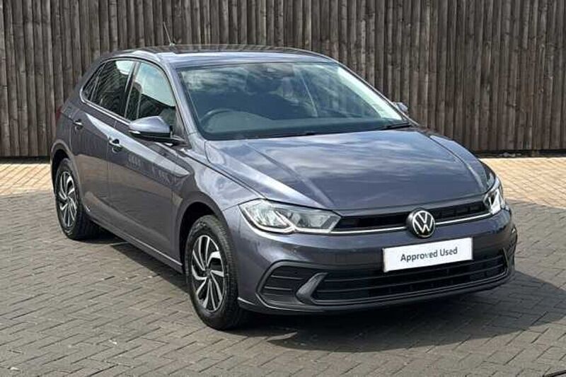 Used 2023 VW Polo Life | £15,599 (Good price) - Image 1/4