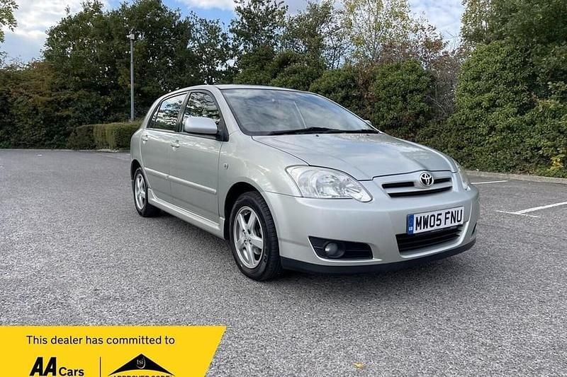 Silver Used 2005 Toyota Corolla Hatchback | £4,280 (Fair price) - Image 1/1