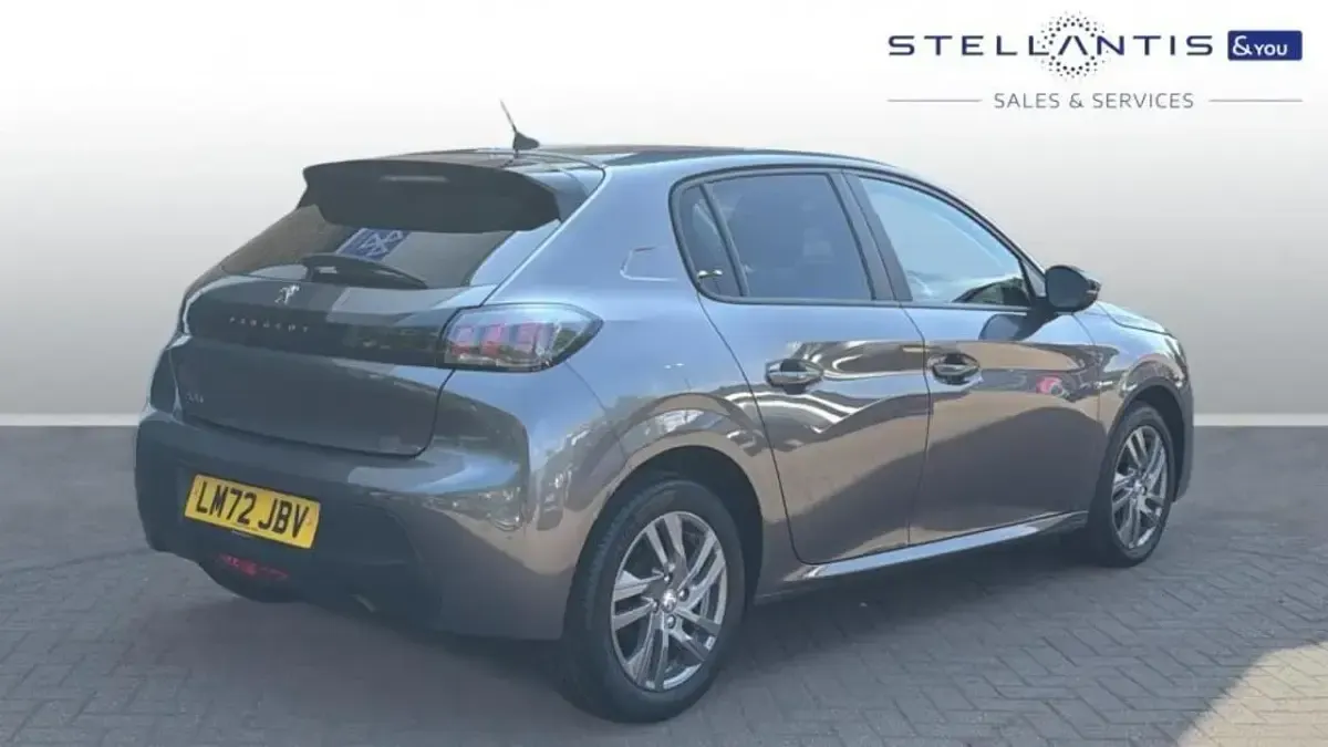 Used Peugeot 208 Active+ 99 HP (72 kW) 2022 Grey Hatchback