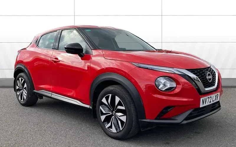 Usado Nissan Juke Acenta 114 HP (83 kW) 2023 SUV