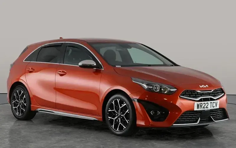 Used Kia Ceed GT-Line 160 HP (117 kW) 2022 Orange Hatchback