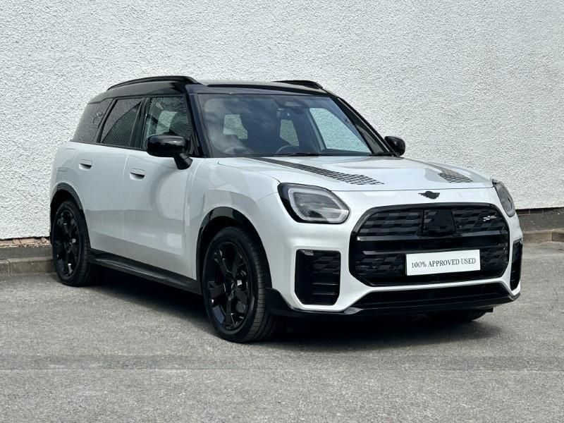 White Used 2024 Mini Countryman SUV | £33,990 (Fair price) - Image 1/4