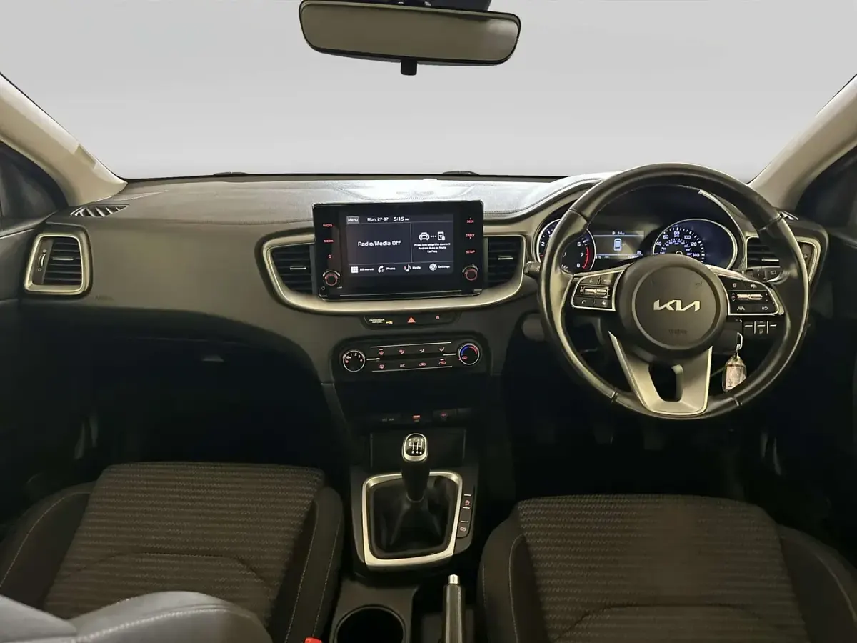 Used Kia Ceed 158 HP (116 kW) 2023 Grey Hatchback