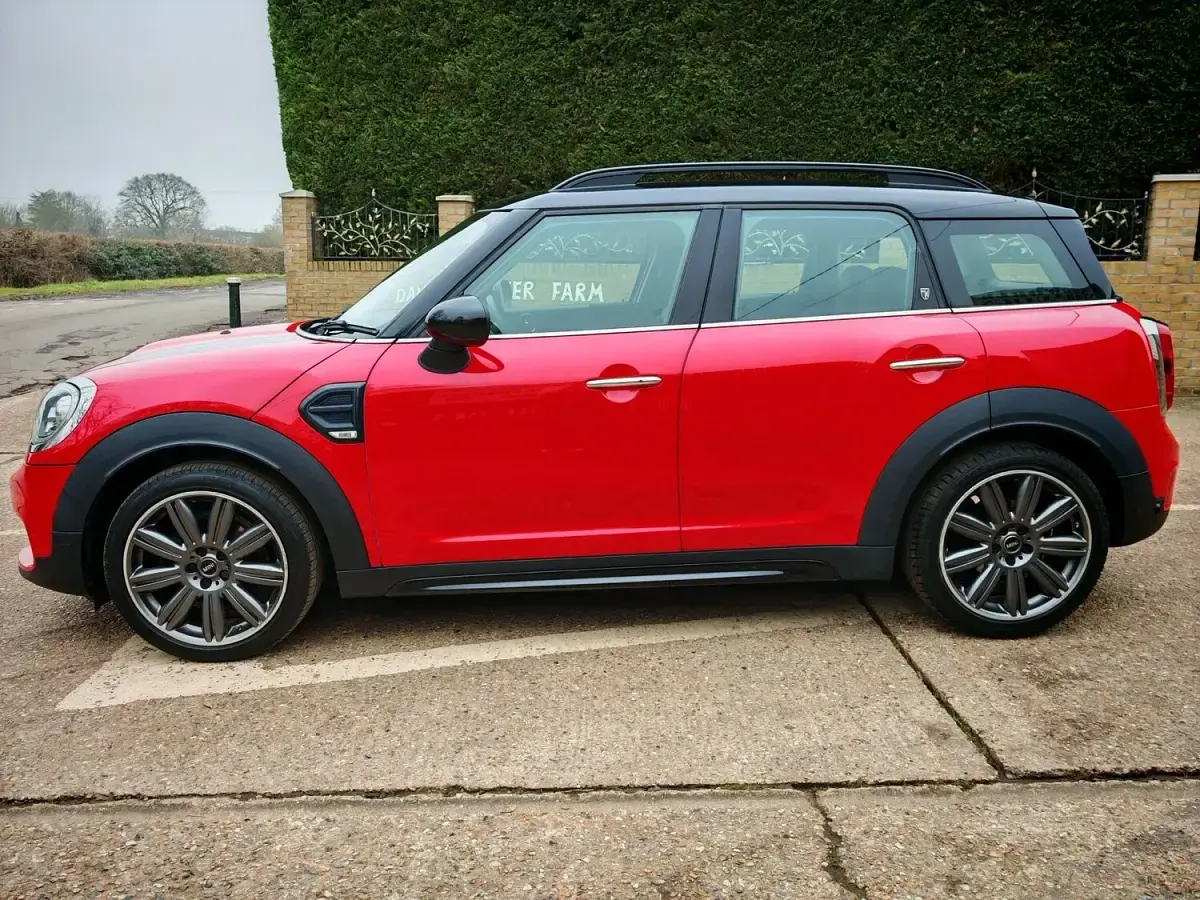 Used Mini Cooper Countryman 2017 Red(a) SUV