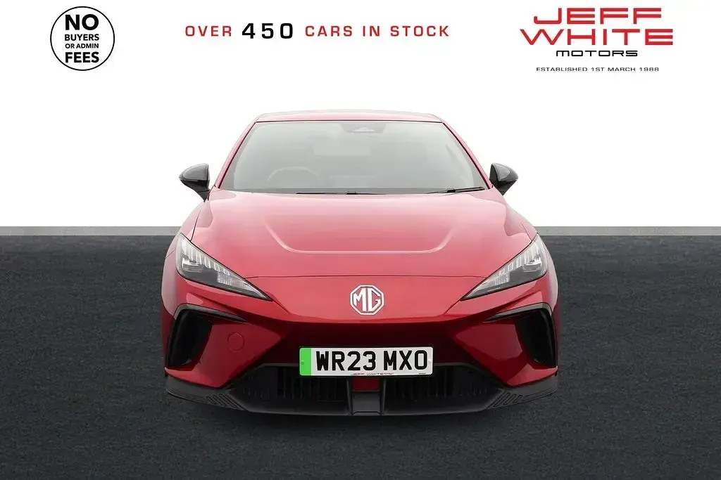Used MG MG4 EV SE 2023 Red Hatchback