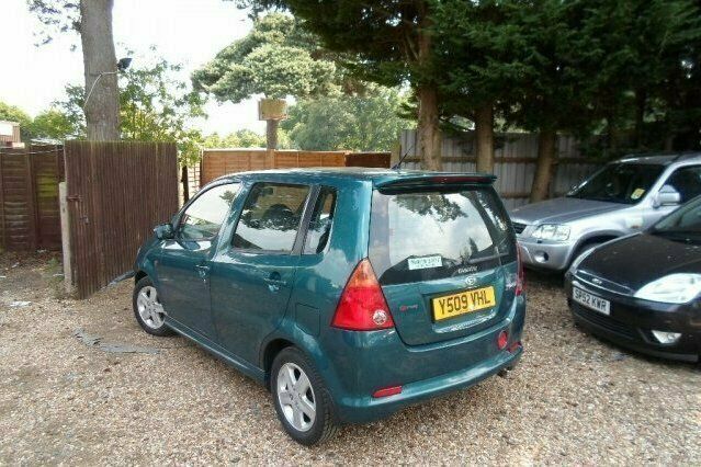 Used Daihatsu YRV 2001 MPV