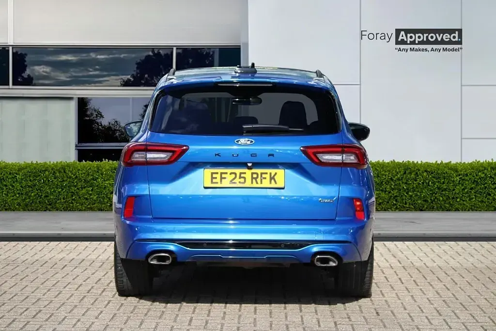 Second-hand Ford Kuga ST-Line X 183 CP (134 kW) 2025 Albastru SUV