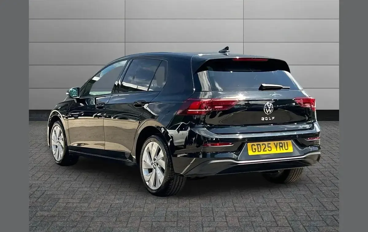Used VW Golf VIII Match 204 HP (150 kW) 2025 Black Hatchback