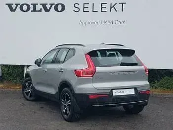 Used Volvo XC40 Plus 163 HP (119 kW) 2023 Silver SUV