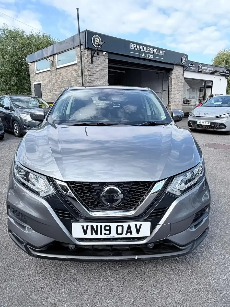 Used Nissan Qashqai Acenta Premium 2019 Grey SUV