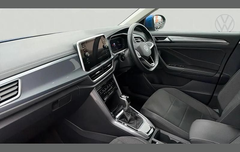 Used VW T-Roc Style 150 HP (110 kW) 2023 Blue SUV