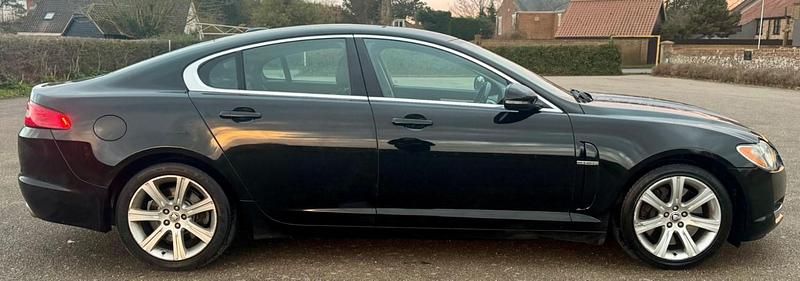 Used Jaguar XF Luxury 2010 Black Sedan