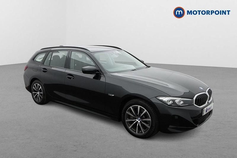 Usado BMW 330e Sport Line 292 HP (214 kW) 2023 Carrinha