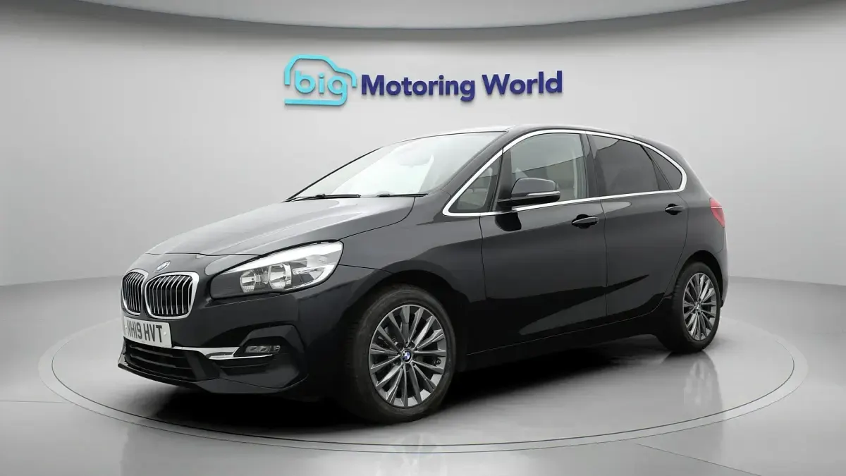 Used BMW 220 Luxury Line 187 HP (137 kW) 2019 Estate