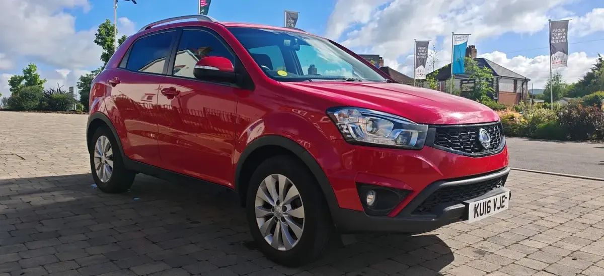Used SsangYong Korando 178 HP (130 kW) 2016 Red SUV