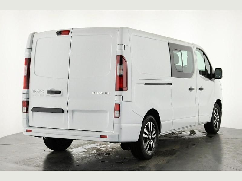New Renault Trafic 2026 White