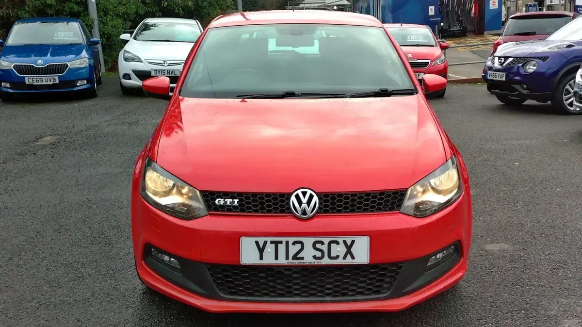 Begagnad VW Polo GTI 180 HK (132 kW) 2012 Röd Halvkombi